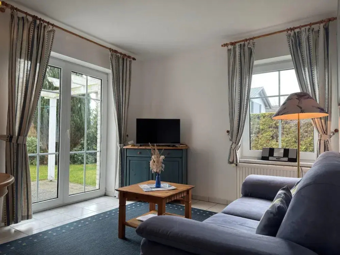 Geraumige Wohnung mit Garten in Zingst