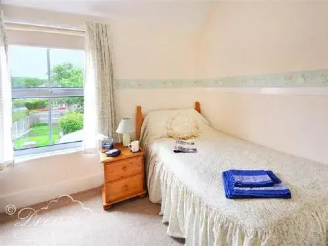 Brickyard Cottage, MORETON STATION