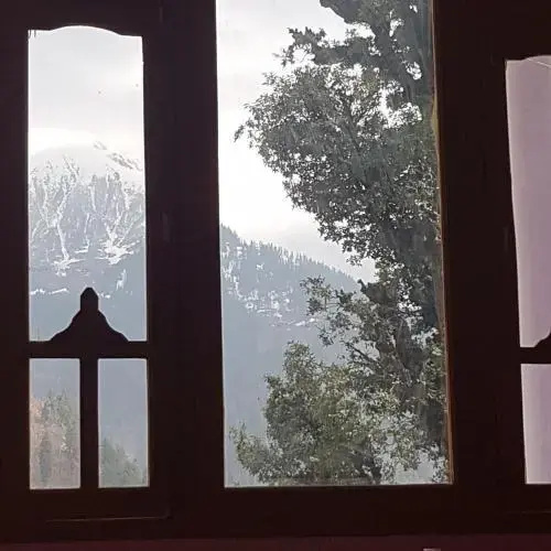 Snow View Guest House