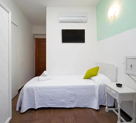 Standard Single room with balcony
