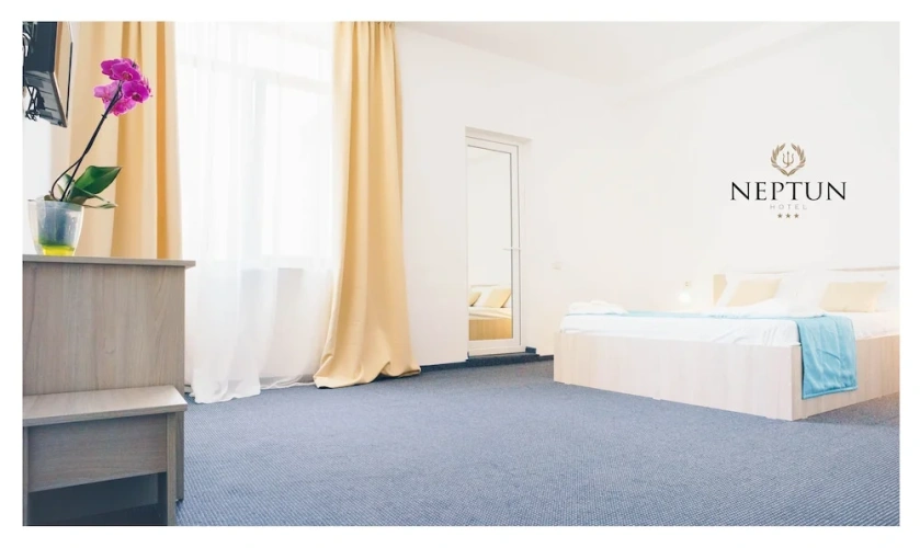 Superior Double room with city view