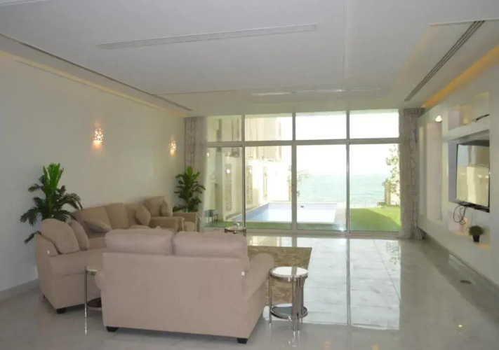 Wave Resort