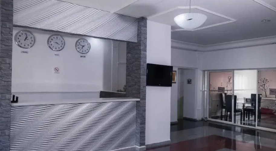 Bristlecone Suites & Apartment