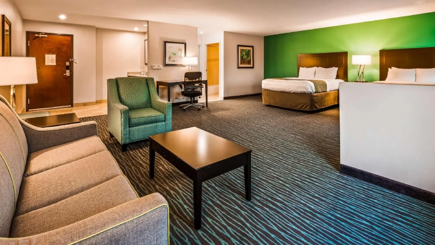 Quadruple Suite