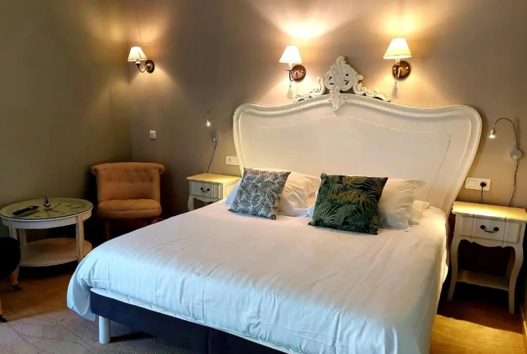 2 Bedrooms Suite
