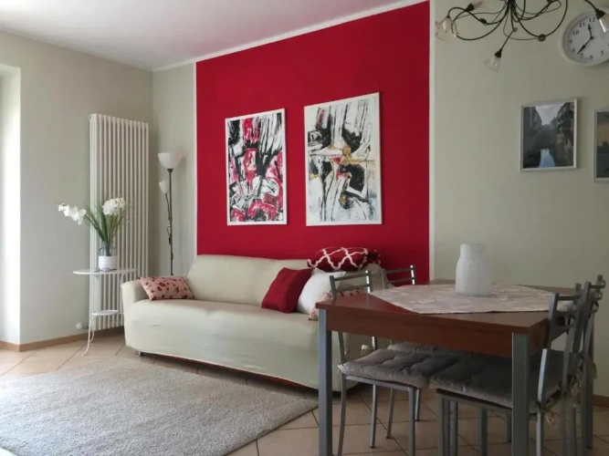Apartment with balcony