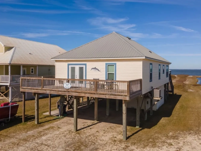 3 Bedrooms Cottage