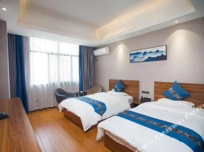 Ryan Hotel