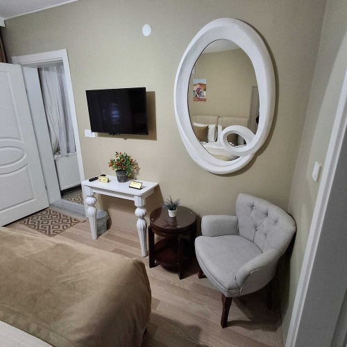 Standard Quadruple room with city view