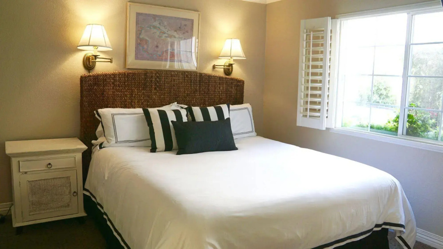 Capitola Hotel