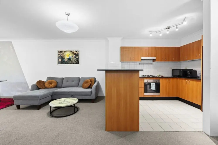 Bright Marrickville Flat With Balcony & Parking
