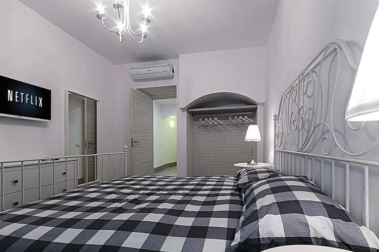 Chiatamone Seaside Suite