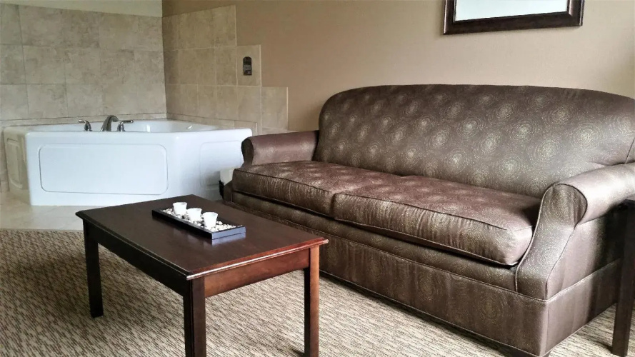 Rock Island Inn & Suites