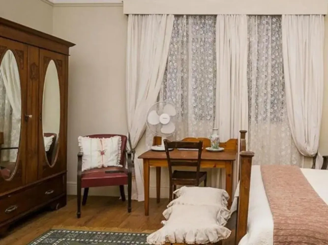 Classic Triple room