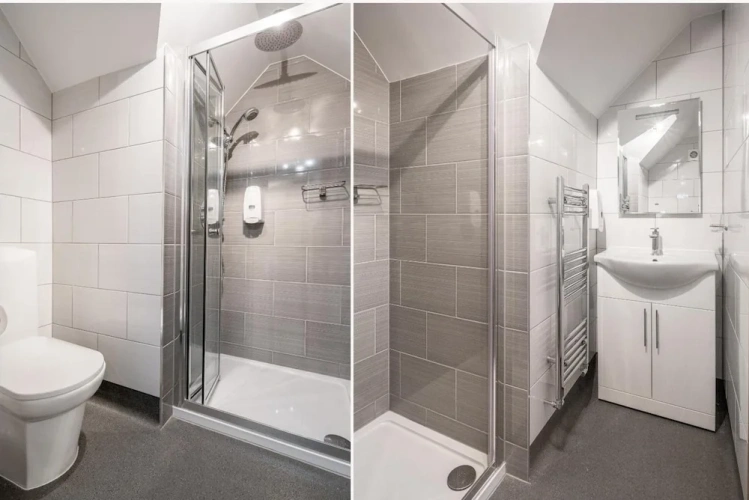 Standard Triple room