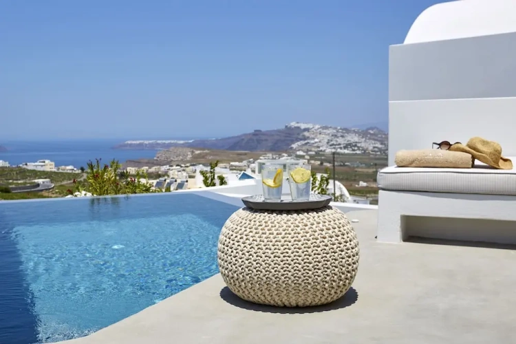 1 Bedroom Deluxe Suite with sea view
