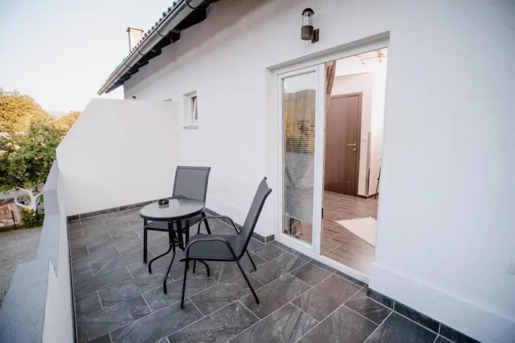 House Karakas