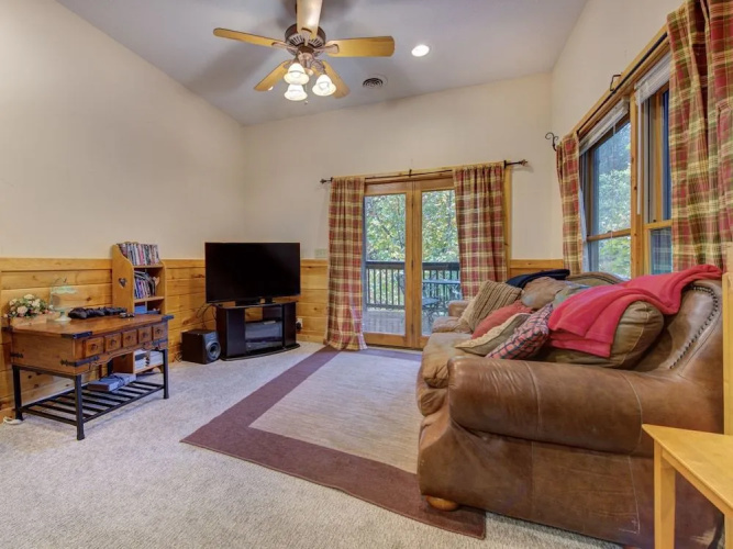 Mountain Flower by Jackson Mountain Rentals