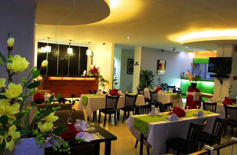 El Bajada Hotel