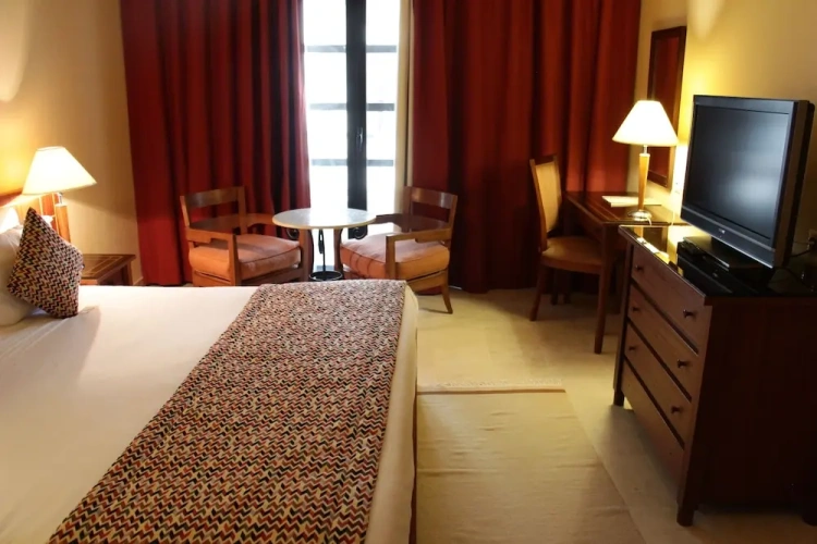 Suite with balcony