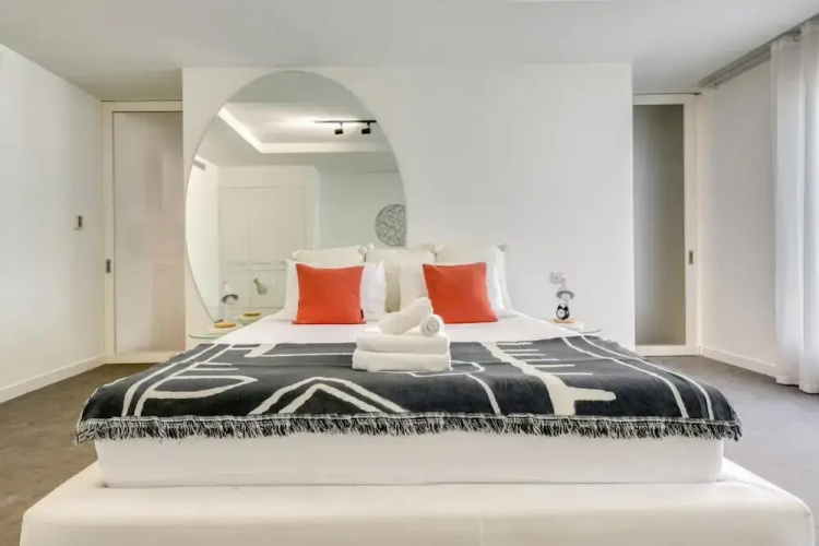 Luxurious Apt in Impressive Difc Tower