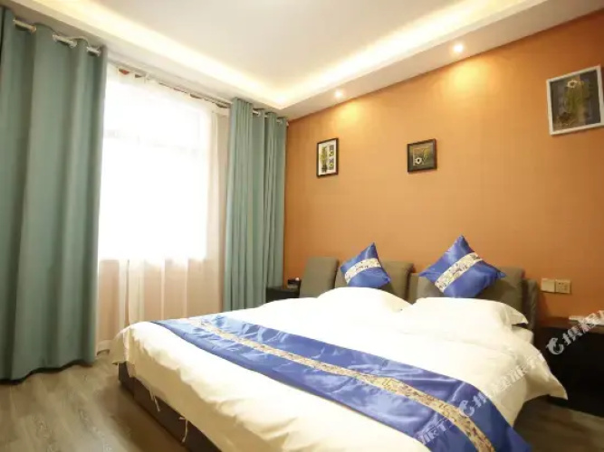 Yebo Holiday Inn,TaiXing