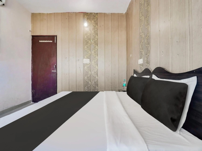 OYO HOME 92193 Gp Homestay