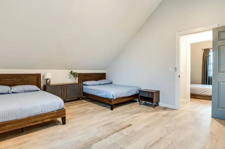 Modern Indianapolis Home < 2 Mi to Downtown!