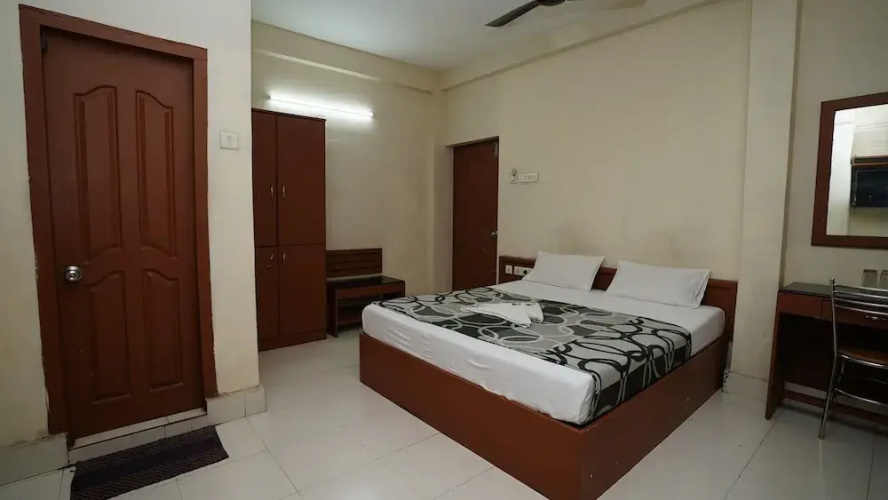 Olive Green Hotel