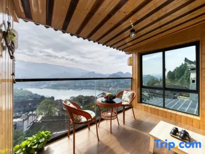 Family Suite with balcony and with river view