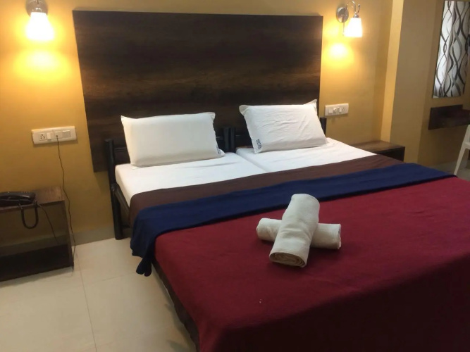 Hotel Peacock