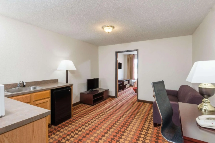1 Bedroom Double Suite