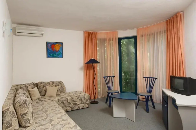 1 Bedroom Suite with balcony