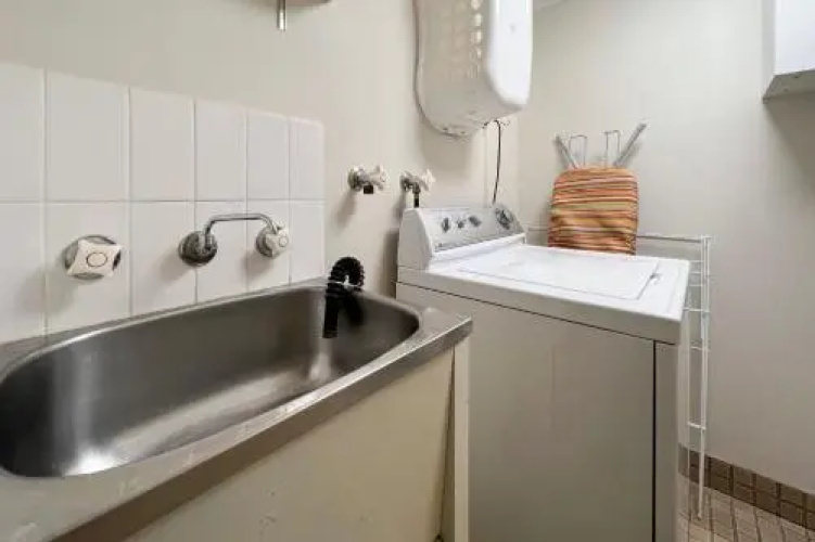 9 Braemar- Skip Hop And Jump From Everything