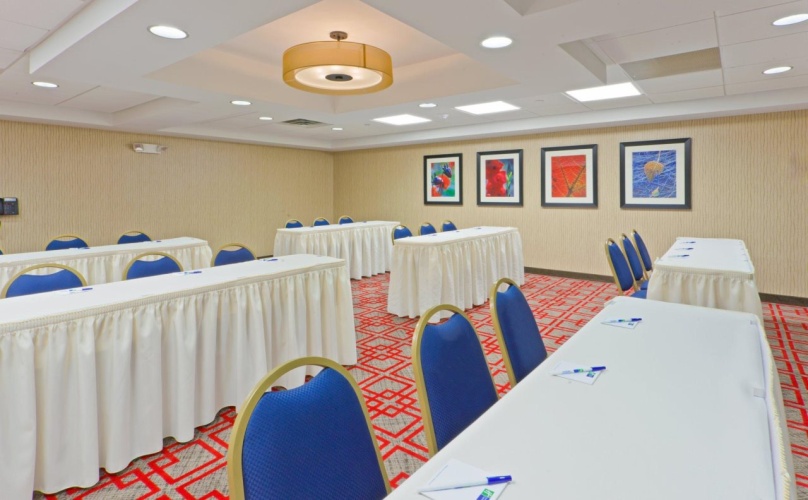 Holiday Inn Express Neptune photo 19