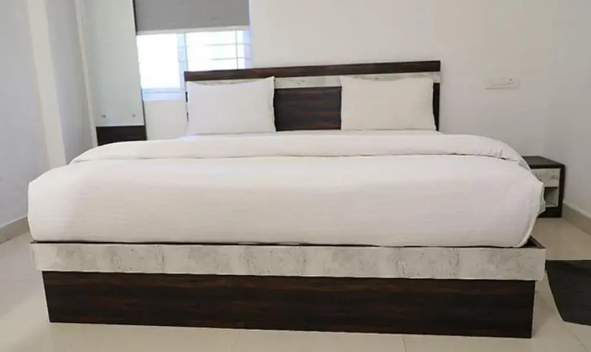 Fabhotel Athidhi