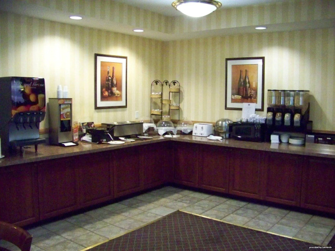 Best Western Plus Vancouver Mall Dr. Hotel & Suites photo 27