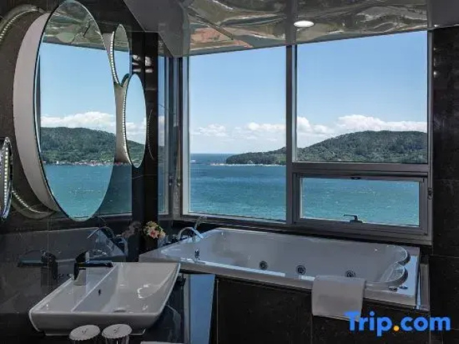 Hotel the Fora Suites Geoje