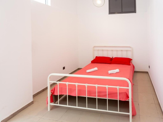 2 Bedrooms Villa