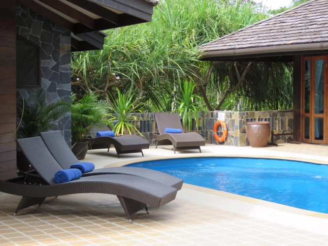 4 Bedrooms Villa