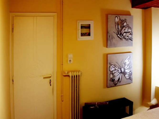 Sweet stone apartment in Imittos