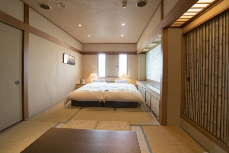Tsubaki Inn