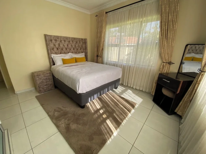 Deluxe Single room