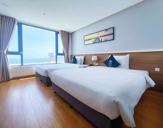 Standard Twin Family room with sea view