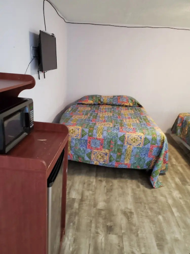 Ranch motel
