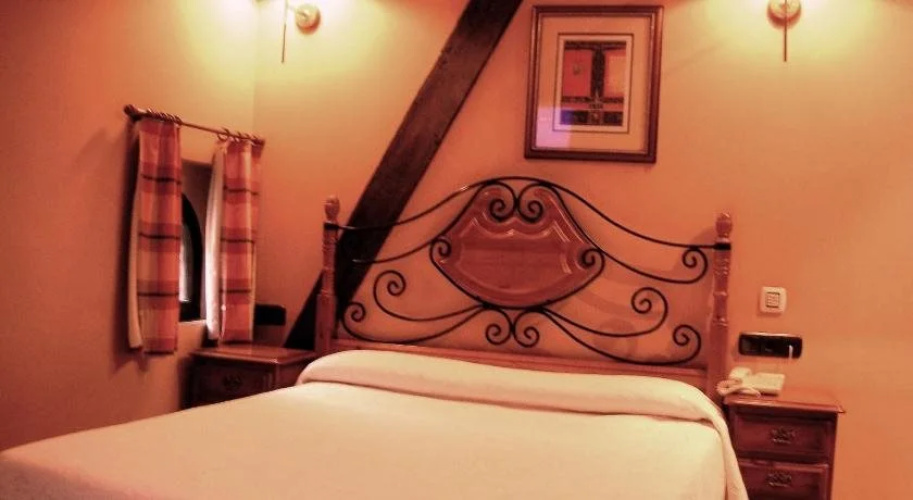 Hotel Mauleon