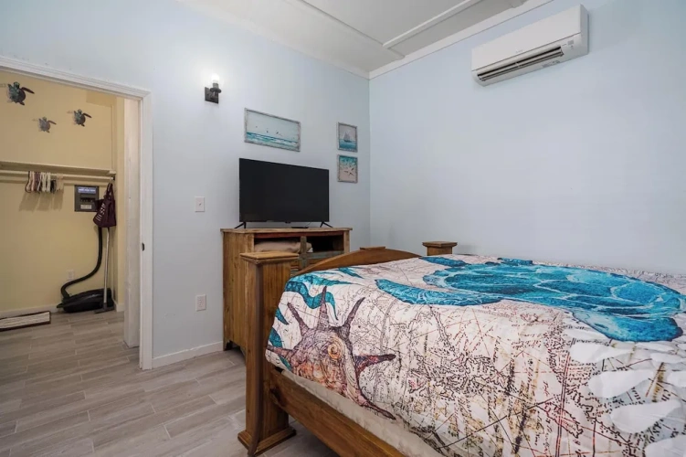 4 Bedrooms Cottage