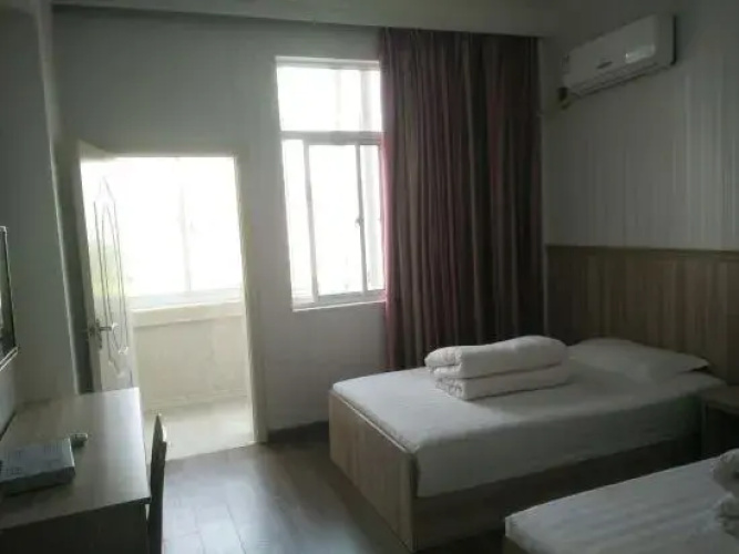 Danzhou Jiu Long Hotel