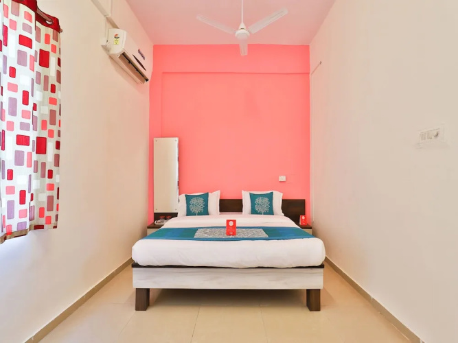 OYO Flagship 13124 Hotel Pyramid