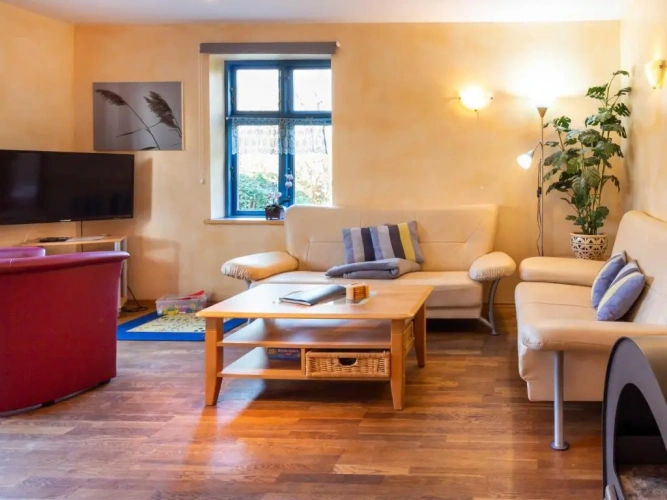 3 Bedrooms Cottage